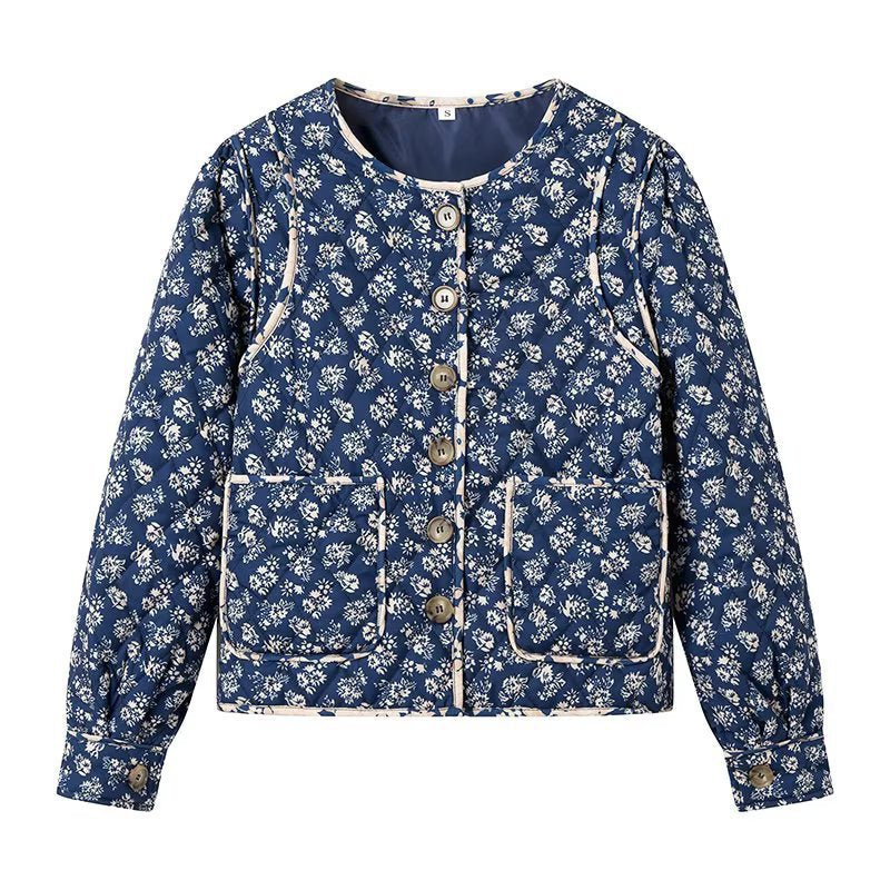 Damen Steppjacke mit floralem Allover‑Muster, rundem Ausschnitt und aufgesetzten Taschen Nord Taschen