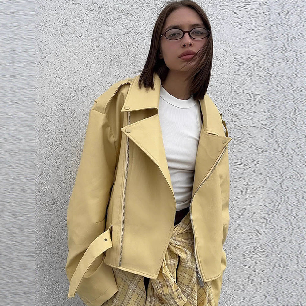Damen Oversize-Bikerjacke aus veganem Lederimitat mit großem Revers und Taillengürtel Nord Taschen
