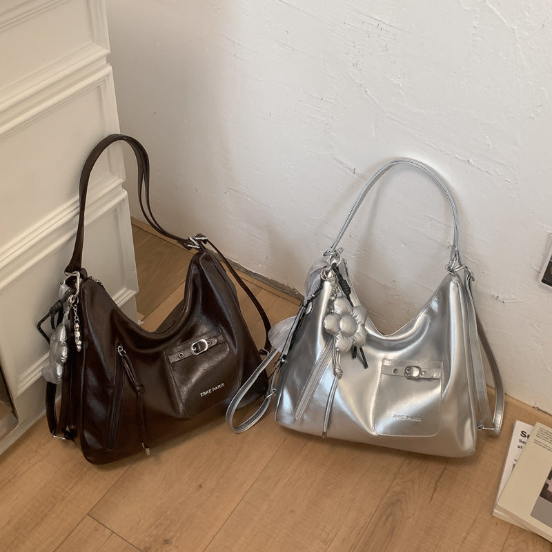 Damen Hobo-Tasche aus schmeichelndem Kunstleder mit praktischen Fächern Nord Taschen