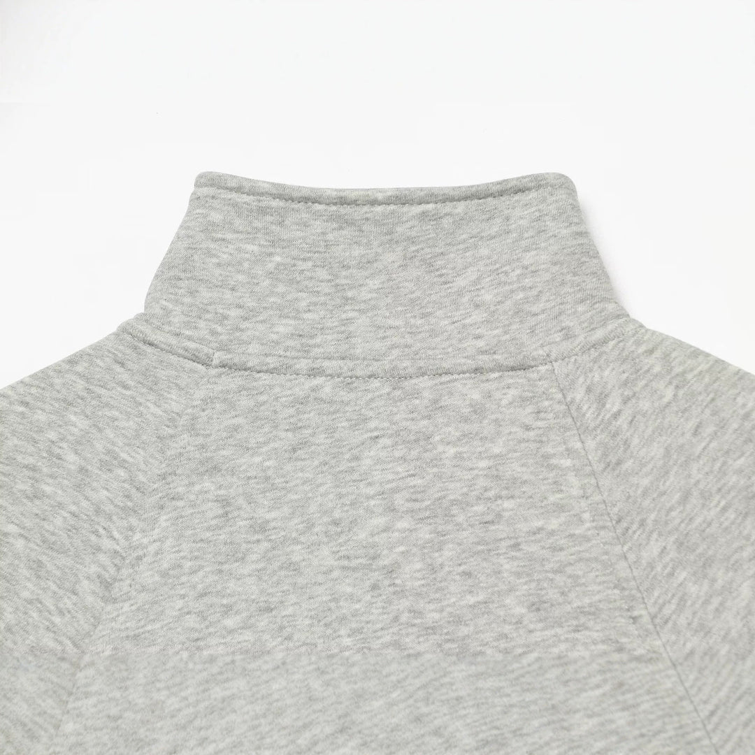 Damen Taillierte Sweatjacke mit Stehkragen, Reißverschluss und Raglanärmeln Nord Taschen