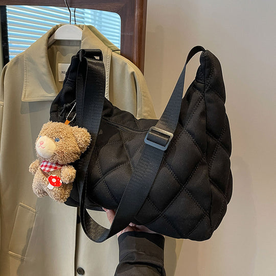 Damen Schultertasche mit modischem Steppmuster Nord Taschen