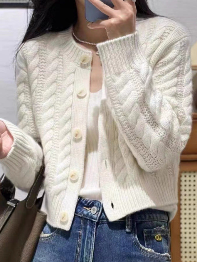 Damen Kurzer Zopfstrick‑Cardigan mit breitem Rippsaum und großen Knöpfen Nord Taschen