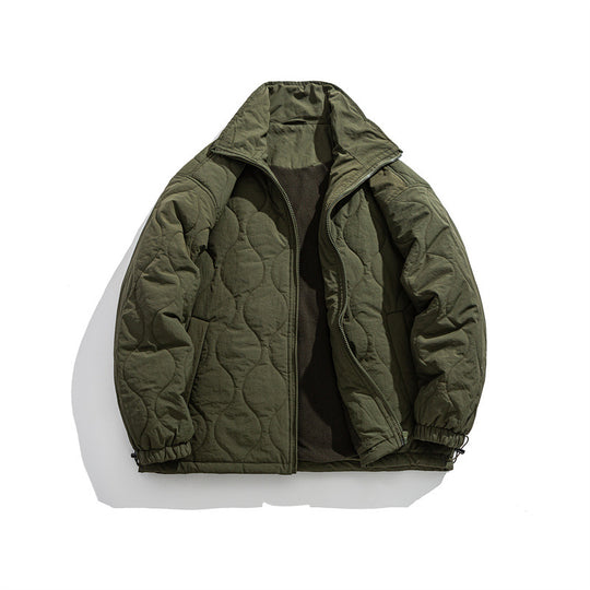 Unisex Boxy-Steppjacke im Military-Liner-Stil mit hohem Stehkragen und verstellbarem Saum Nord Taschen