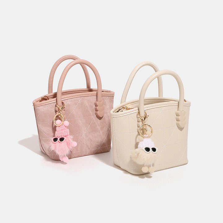 Damen Mini Handtasche mit verspieltem Kettenanhänger Nord Taschen