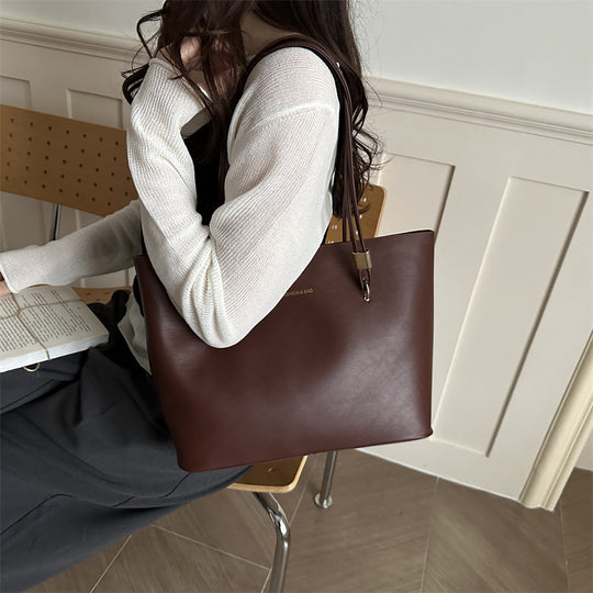 Damen elegante Shopper-Tasche mit goldenen Akzenten Nord Taschen