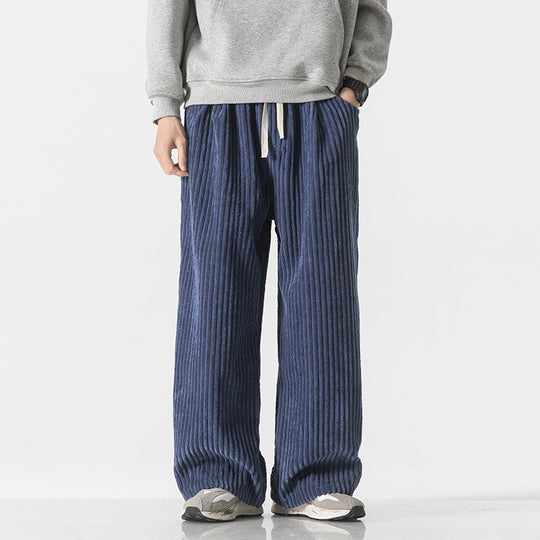 Herren Weit geschnittene Cordhose mit Tunnelzugbund und markanter Rippenstruktur Nord Taschen