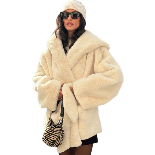 Damen Boxy-Teddyjacke mit Wickelgürtel und übergroßem Schalkragen Nord Taschen