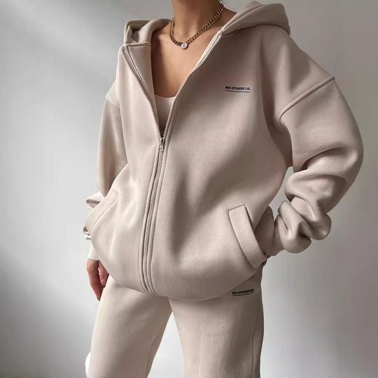 Damen Oversize Kapuzen-Sweatjacke mit Reißverschluss und High-Waist Jogginghose Set Nord Taschen