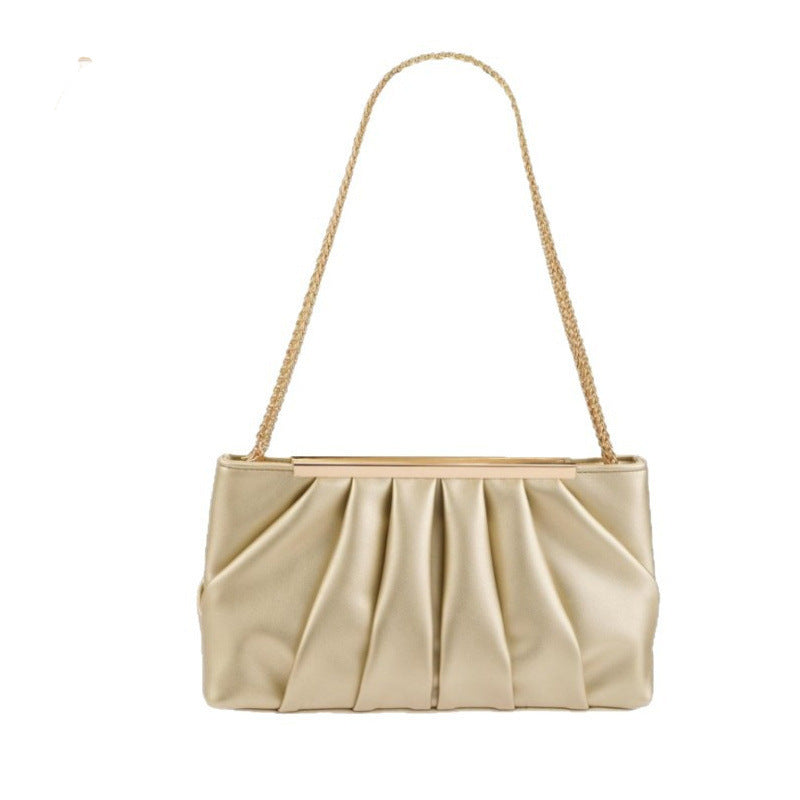 Damen Clutchtasche mit elegantem Faltendesign und schimmernder Oberfläche Nord Taschen