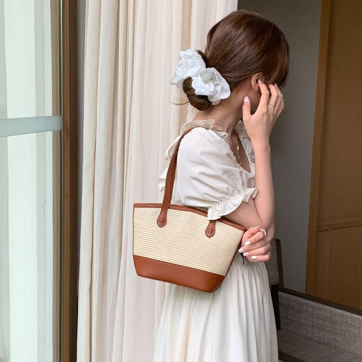 Damen Strandtasche mit elegantem geflochtenem Design und robustem Kunstleder Nord Taschen