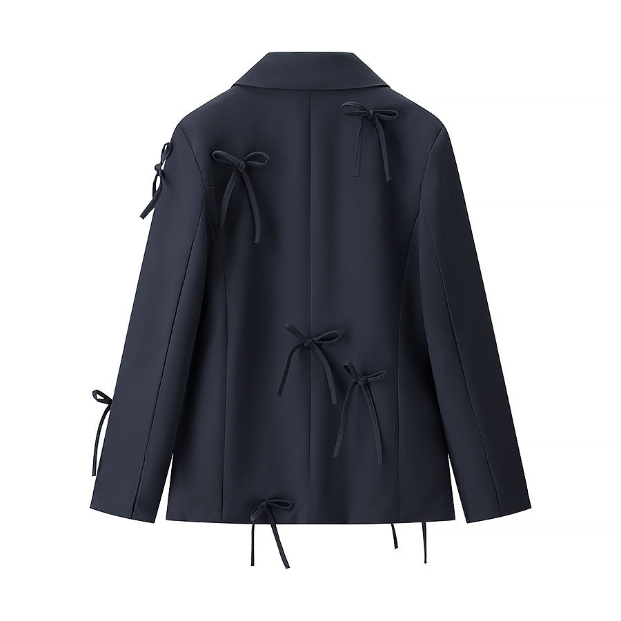 Damen Taillierter Blazer mit dekorativen Schleifen und abgestimmtem Minirock-Set Nord Taschen