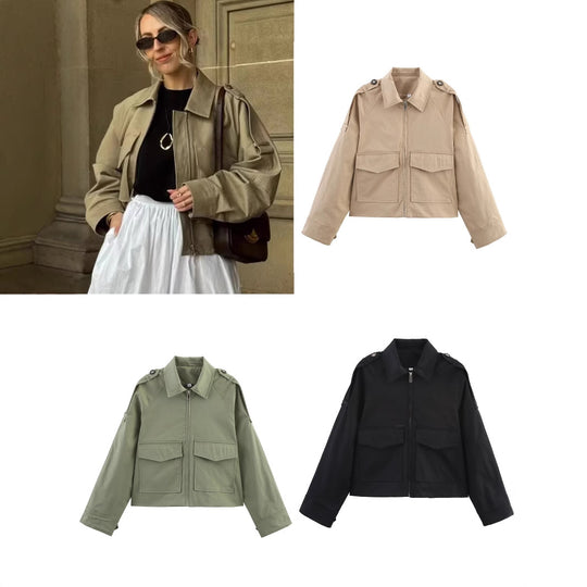 Damen Kurz geschnittene Utility-Jacke im Military‑Look mit Pattentaschen, Schulterklappen und Reißverschluss Nord Taschen