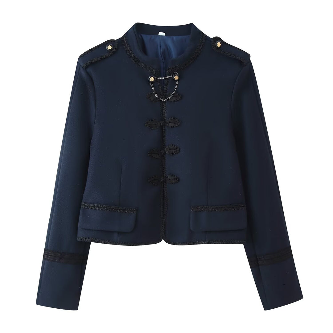 Damen Kurzblazer mit Stehkragen, Zierknoten und Schulterklappen Nord Taschen