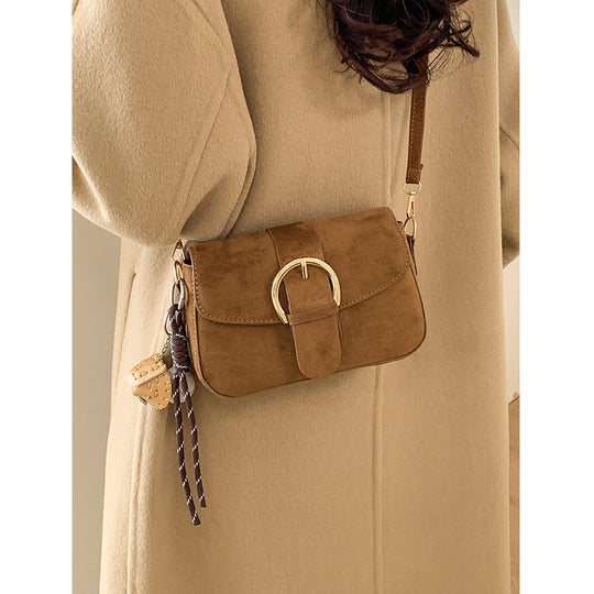 Damen Umhängetasche aus hochwertigem Wildleder mit elegantem Schnallenverschluss Nord Taschen