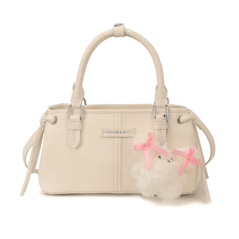 Damenhandtasche mit süßem Plüschanhänger Nord Taschen