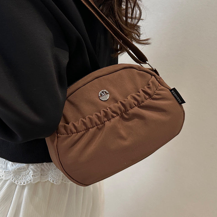 Damen Umhängetasche mit rüschenförmiger Struktur und verstellbarem Tragegurt Nord Taschen
