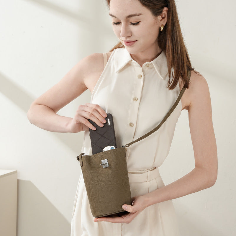 Damen Bucket-Tasche mit praktischem Verschluss und verstellbarem Schulterriemen Nord Taschen