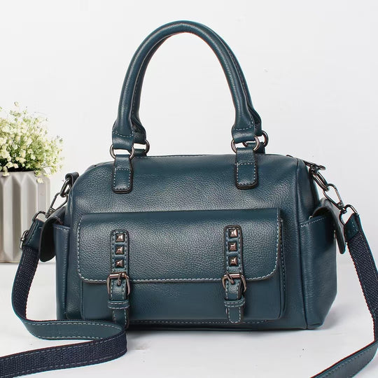 Damen Designer-Tasche mit strukturierter Lederoberfläche und praktischer Umhängemöglichkeit Nord Taschen