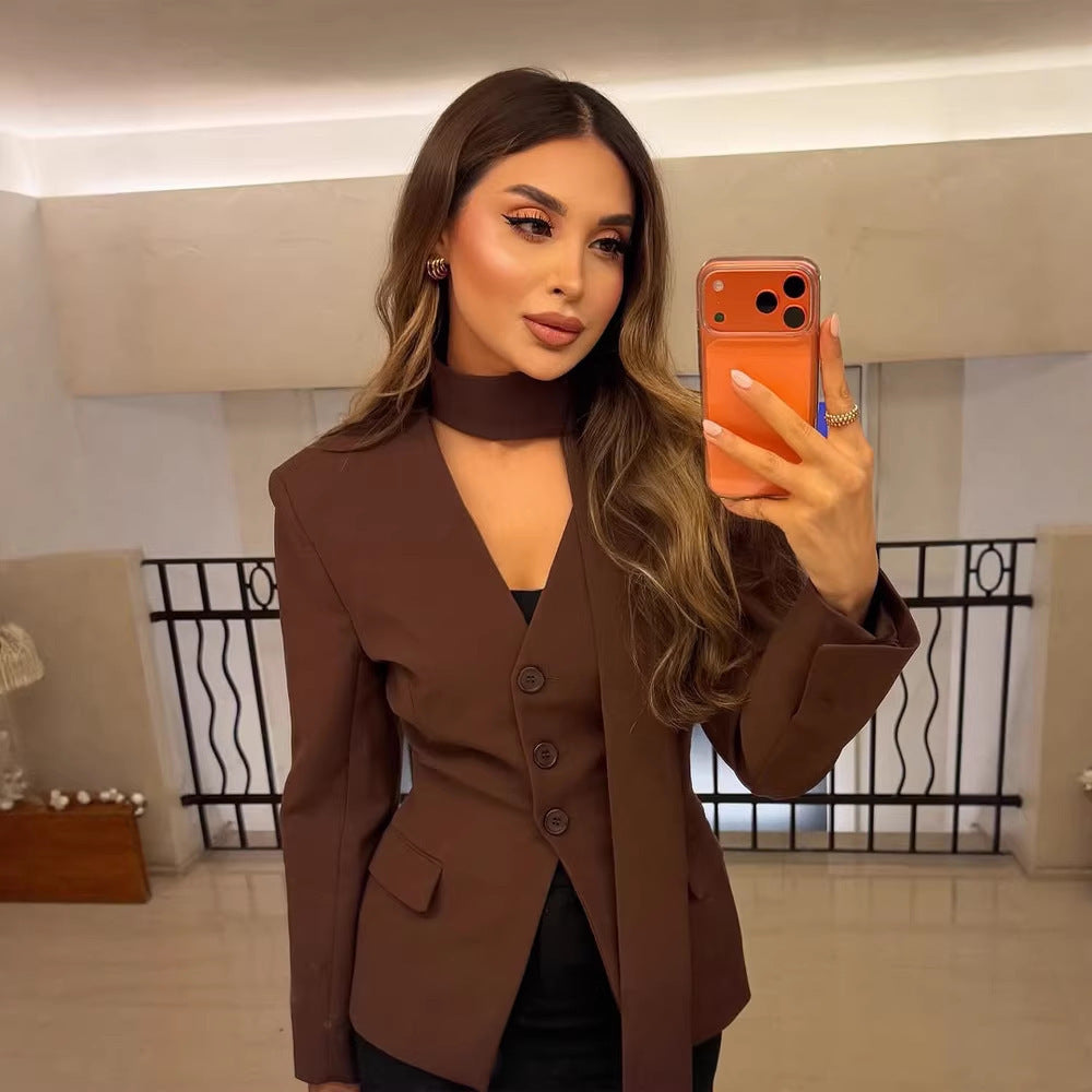 Damen Taillierter Blazer mit Schalkragenband, dreifacher Knopfleiste und Pattentaschen Nord Taschen