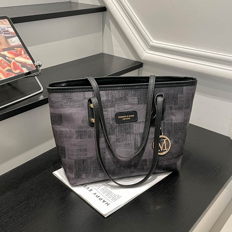 Damen stilvolle Tote-Bag mit strukturiertem Design und eleganten Details Nord Taschen