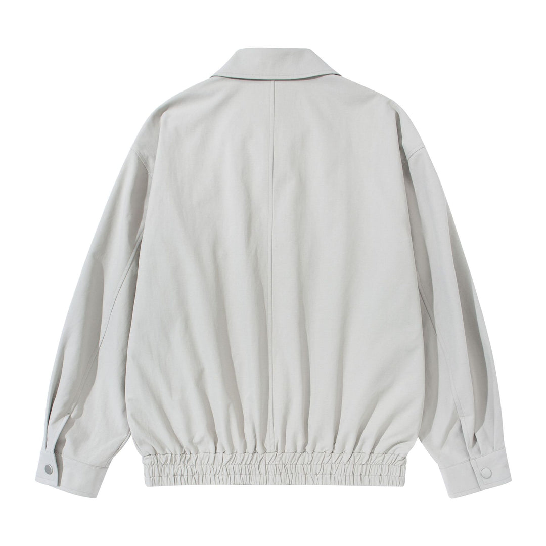 Unisex Kurz geschnittene Boxy-Blousonjacke mit Hemdkragen, verdecktem Reißverschluss und gerafftem Saum Nord Taschen