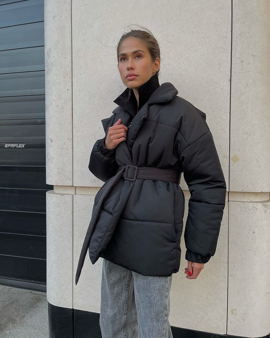 Damen Wattierte Taillierte Steppjacke mit Gürtel und Kapuze Nord Taschen