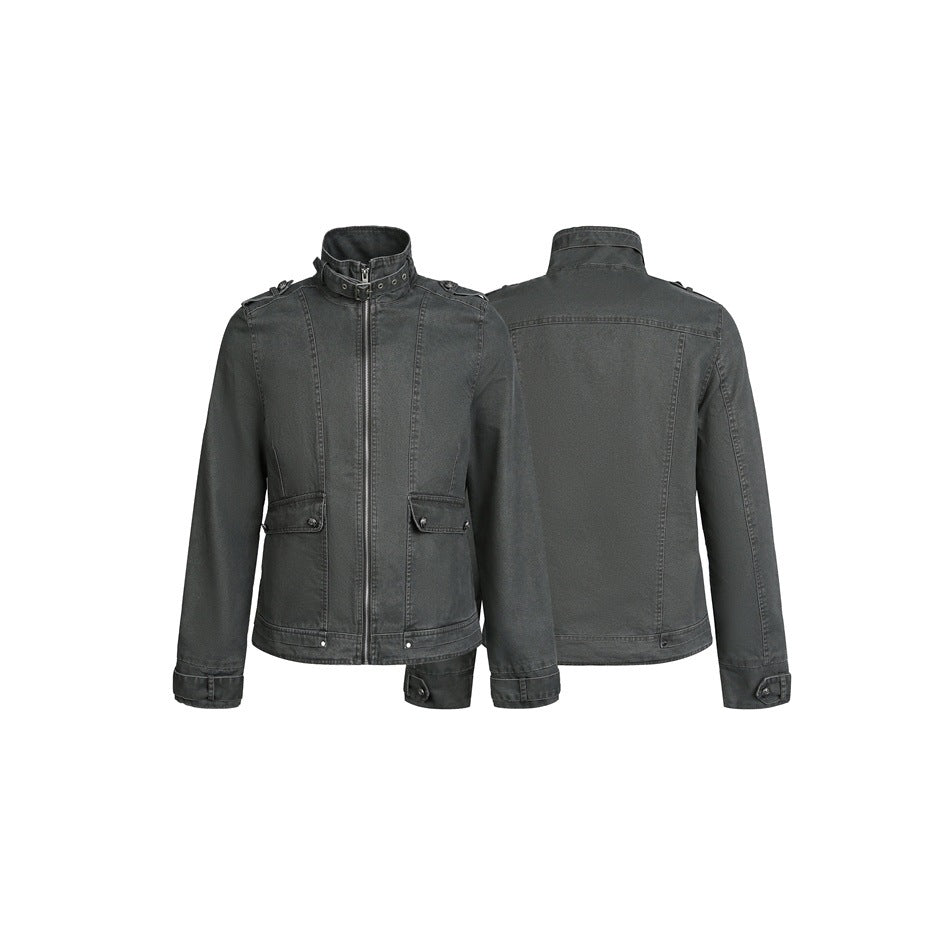 Herren Kurzjacke im Fieldstil mit hohem Schnallenkragen, Schulterklappen und Pattentaschen Nord Taschen