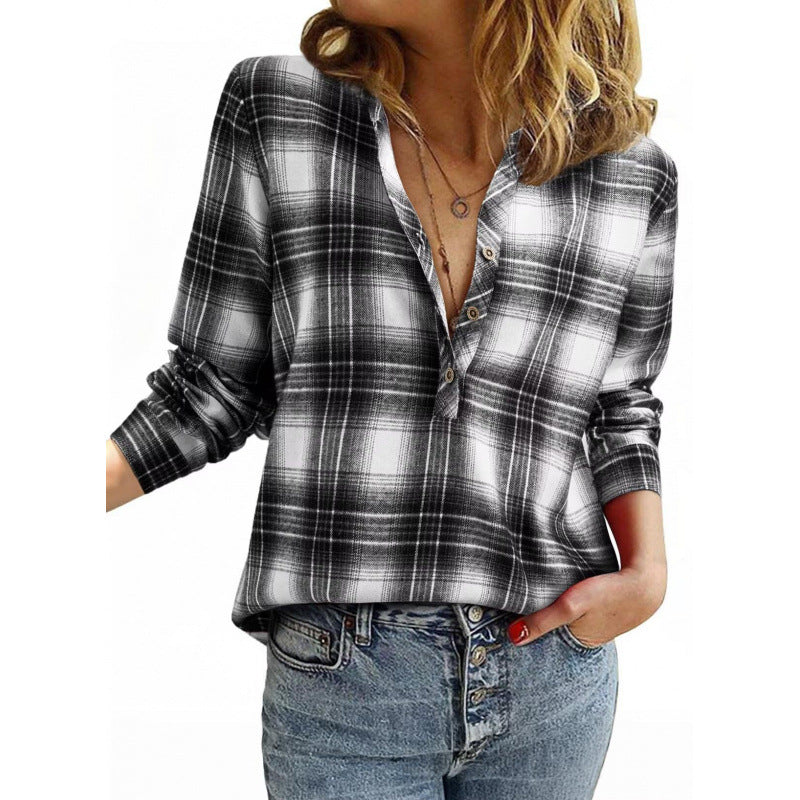 Damen Karo-Bluse im Oversize-Look mit V-Ausschnitt Knopfleiste und gerundetem Saum Nord Taschen