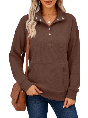 Damen Waffelstrick-Pullover mit Stehkragen, Druckknopfleiste und Kängurutasche Nord Taschen