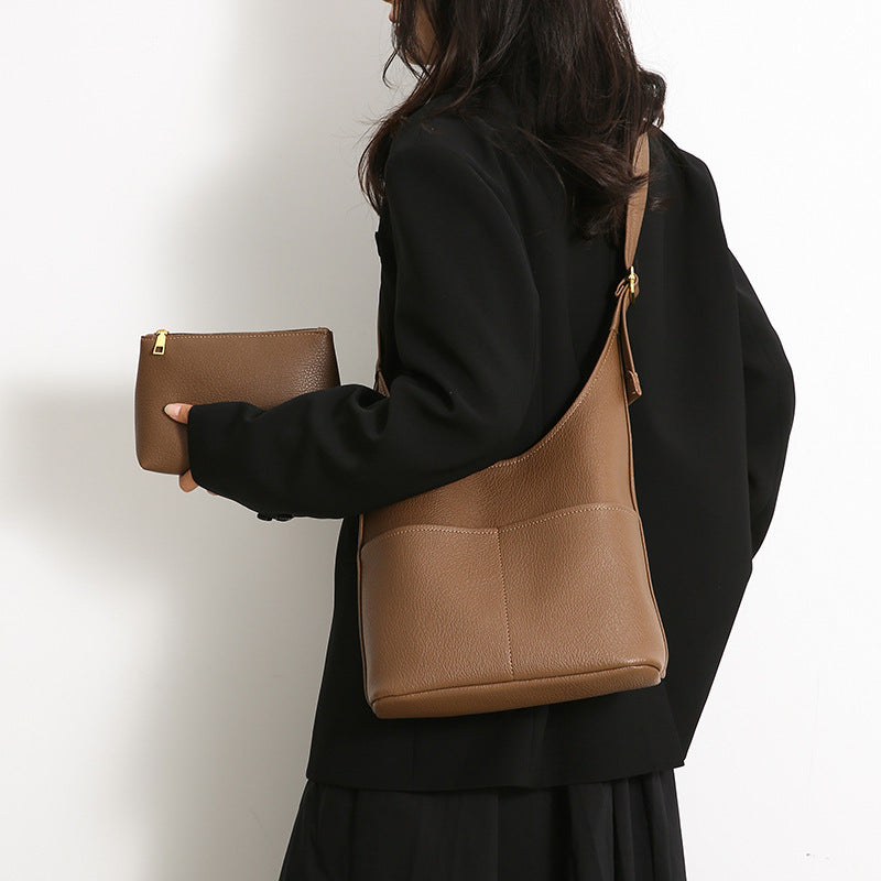 Damen Hobo-Tasche aus hochwertigem Kunstleder mit raffiniertem, strukturiertem Design Nord Taschen