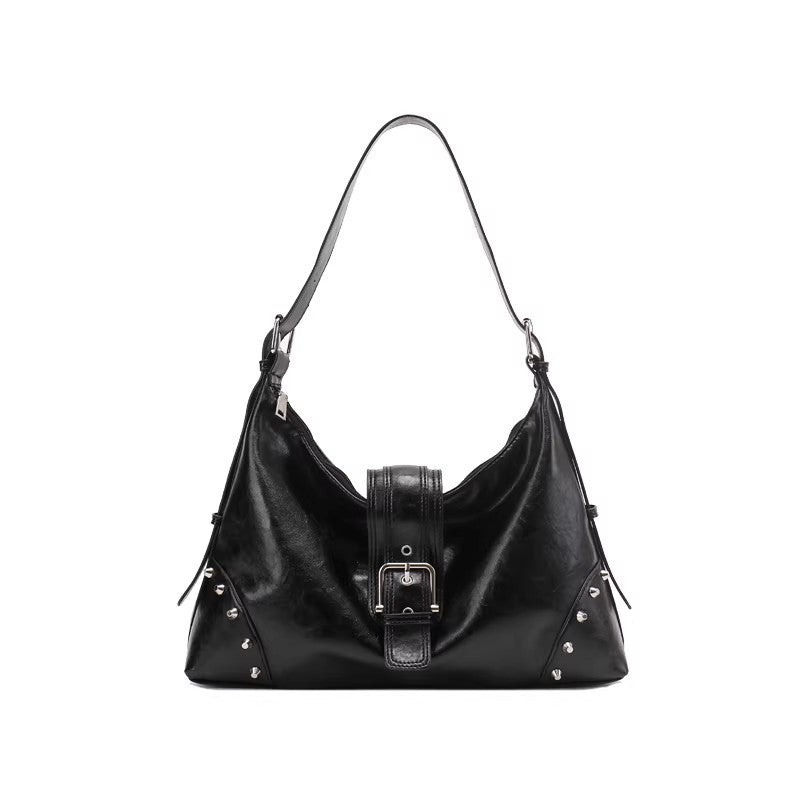 Damen Hobo-Tasche mit glamourösem Kettenverschluss und eleganten Nieten Nord Taschen