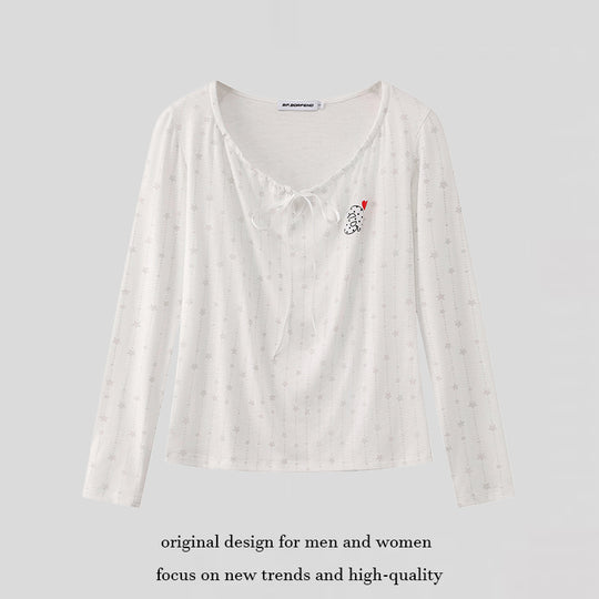 Damen Langarmshirt mit Schnürung am Ausschnitt, feinem Sternen-Jacquard und Herz-Emblem Nord Taschen