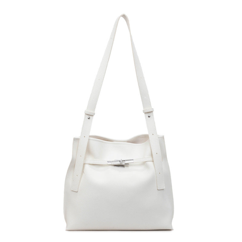 Damen Hobo-Tasche aus hochwertigem glatt genarbtem Kunstleder mit stilvoller Schnalle Nord Taschen