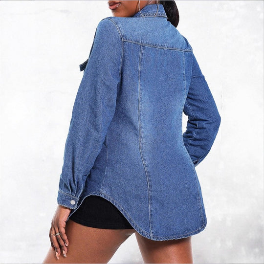 Damen tailliertes Denim‑Hemd mit Pattentaschen und Druckknopf‑Front Nord Taschen