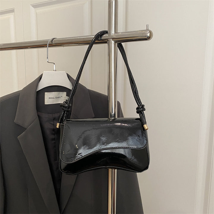 Damen elegante Handtasche mit geschwungenem Design Nord Taschen