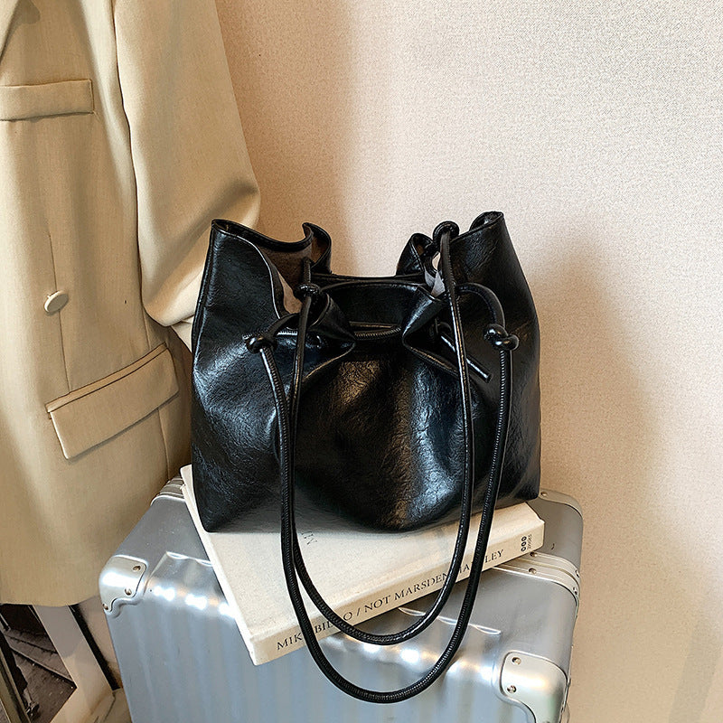 Damen Beuteltasche mit elegantem Kordelzug Nord Taschen