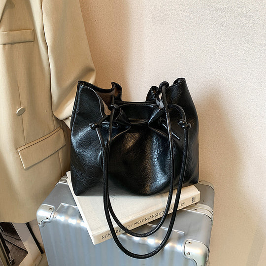 Damen Beuteltasche mit elegantem Kordelzug Nord Taschen