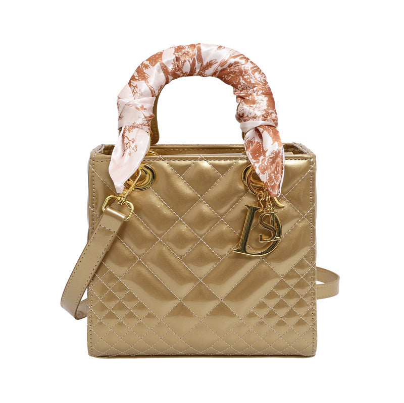 Damen Handtasche mit modischem Tuchdetail Nord Taschen