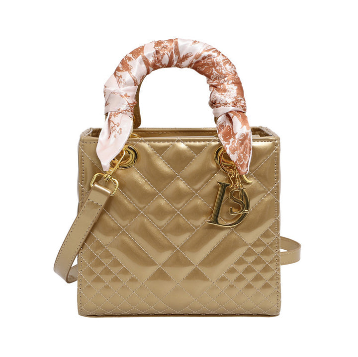 Damen Handtasche mit modischem Tuchdetail Nord Taschen