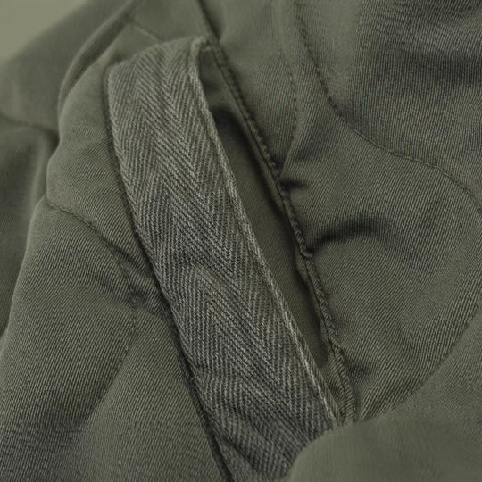 Damen Kurz gesteppte Übergangsjacke mit Rundhalsausschnitt, Tunnelzugtaillierung und verdeckter Reißverschlussleiste Nord Taschen
