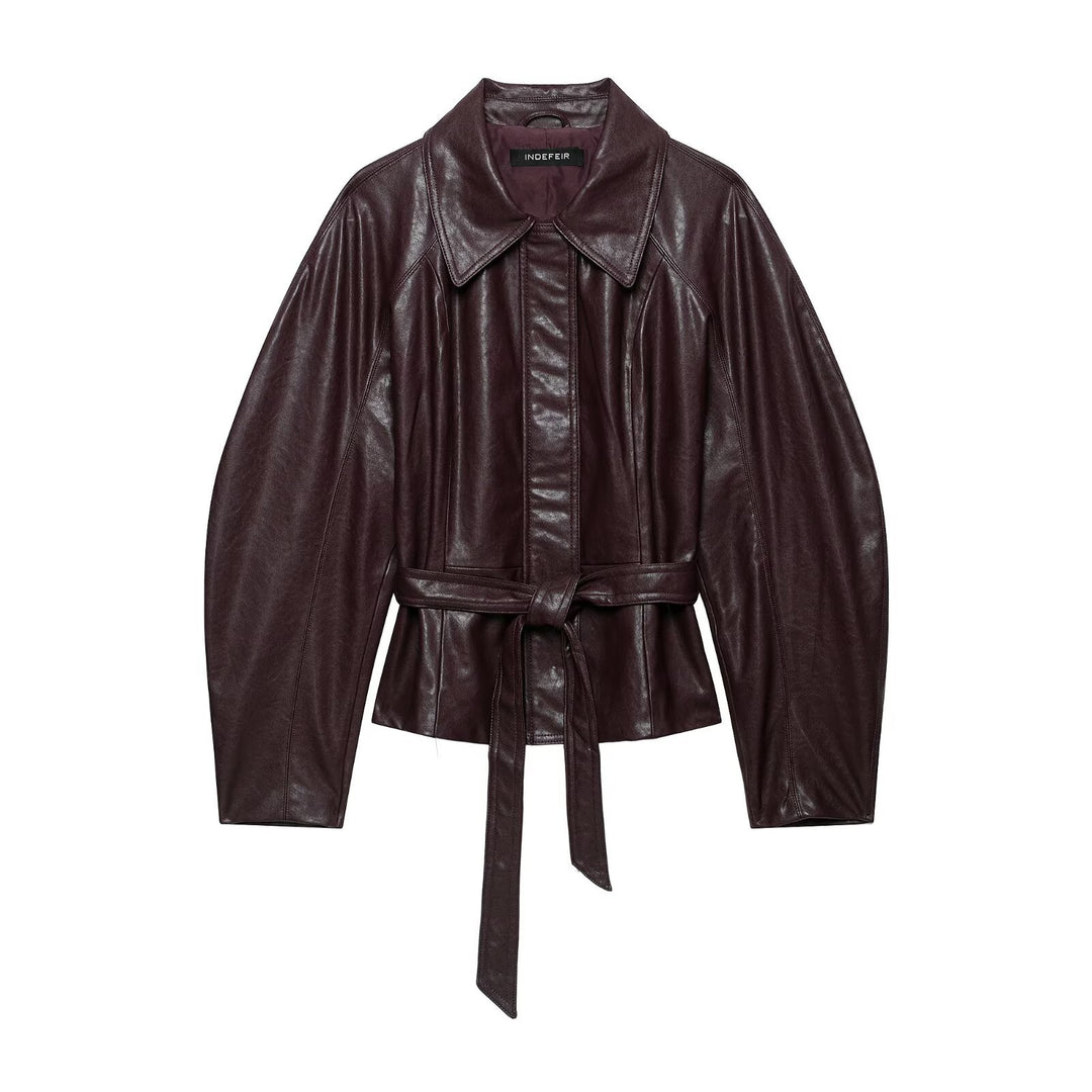 Damen Kurzjacke aus veganem Leder mit Taillen-Bindegürtel und überschnittener Raglanärmelkonstruktion Nord Taschen