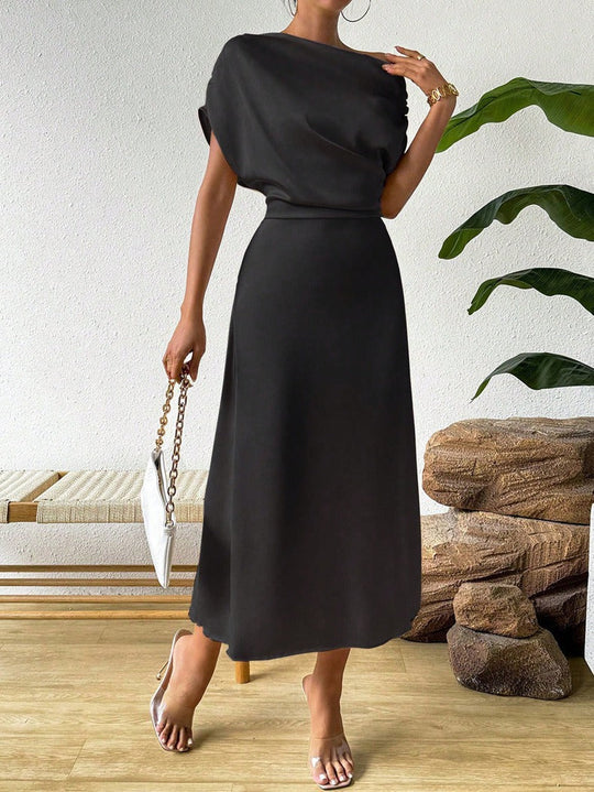 Damen Elegantes Wickelkleid mit asymmetrischem Oberteil und fließendem Schnitt