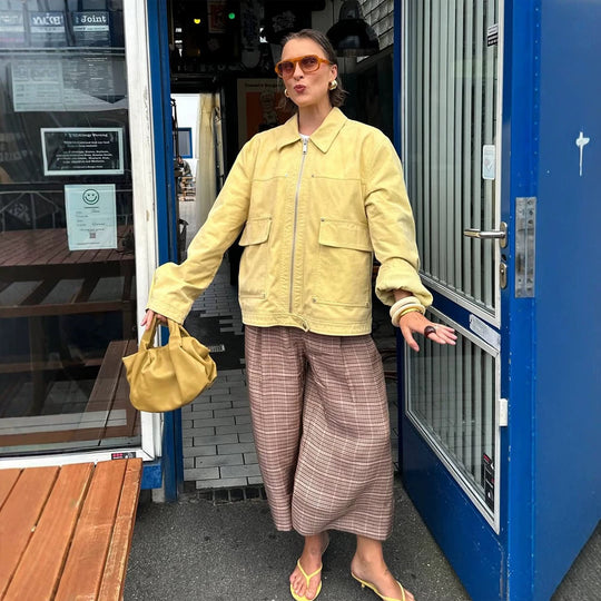 Damen Boxy-Canvas-Jacke mit Reißverschluss, Pattentaschen und Taillen-Zug Nord Taschen