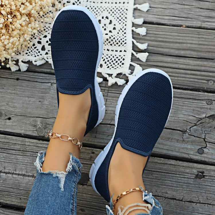Damen Slip-On Sneakers mit atmungsaktiver Oberflächenstruktur und rutschfester Sohle