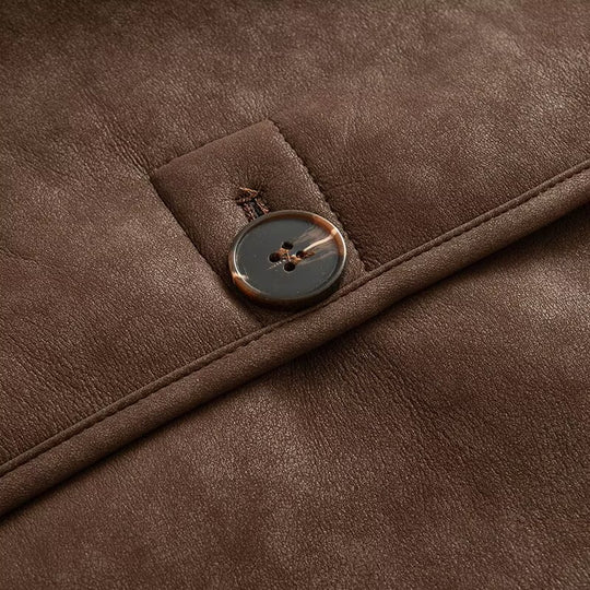 Damen Kurze Lammfelloptik-Jacke mit Stehkragen und Knopfleiste Nord Taschen