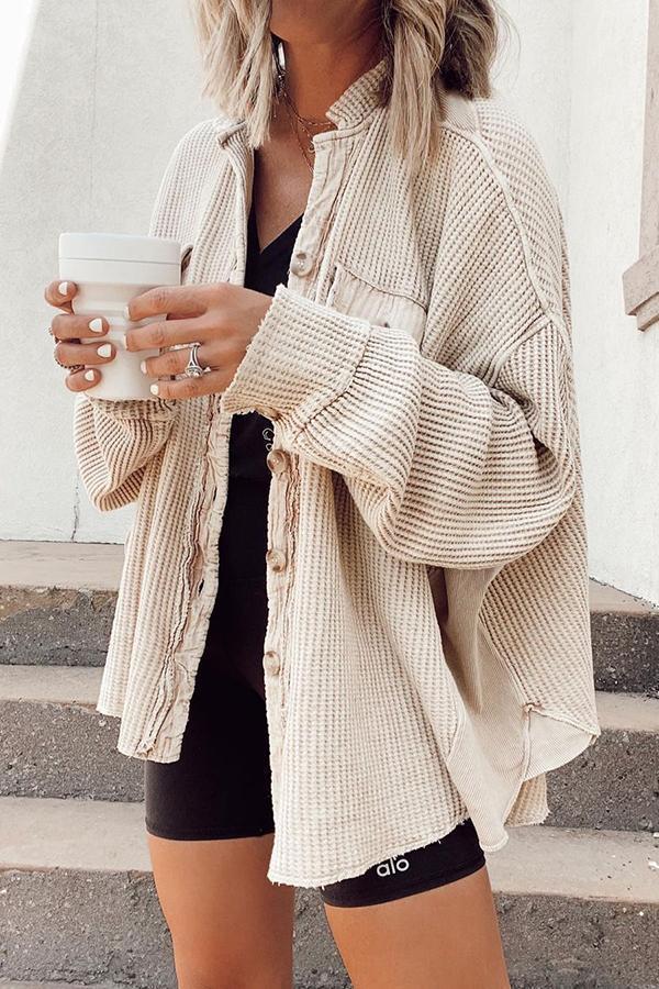 Damen Lässiges Overshirt mit Struktur und Druckknopfverschluss