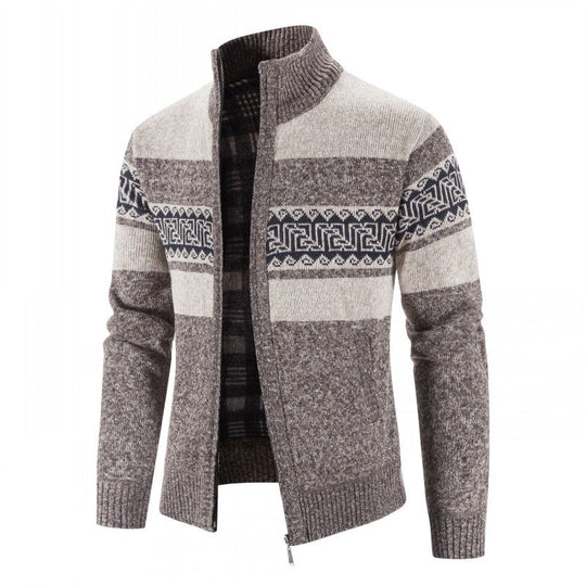 Herren Strickjacke mit hohem Kragen und attraktiven Mustern Nord Taschen