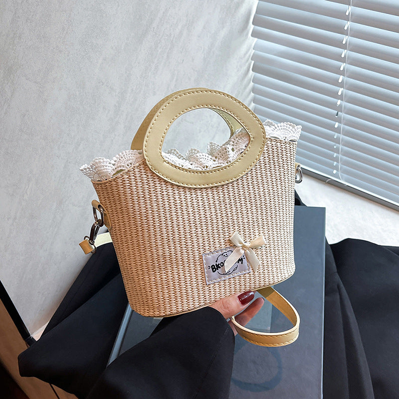 Damen modische Handtasche mit eleganter Häkelkante Nord Taschen