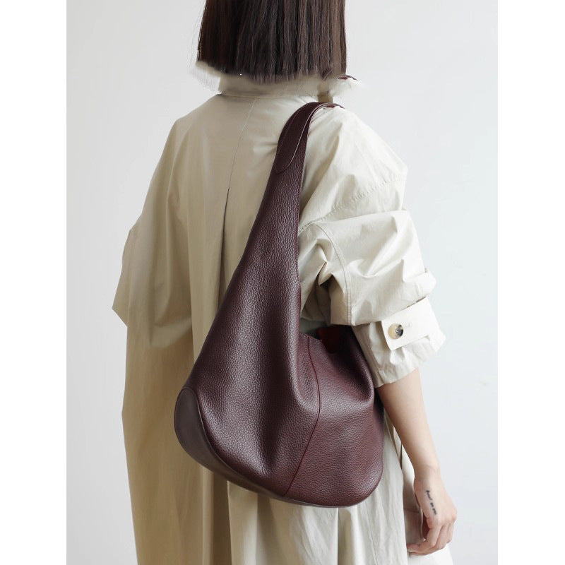 Damen Hobo-Tasche aus hochwertigem Kunstleder mit geschmeidiger Form Nord Taschen
