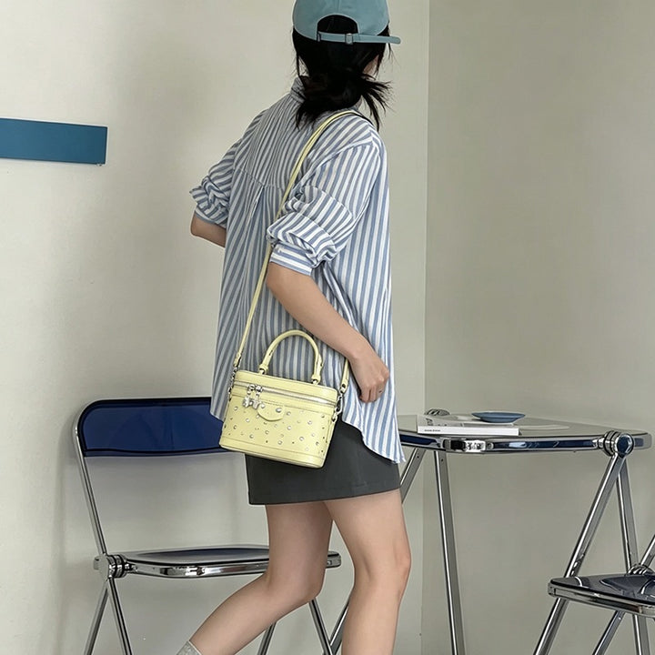 Damen Schicke Handtasche mit funkelnden Akzenten Nord Taschen
